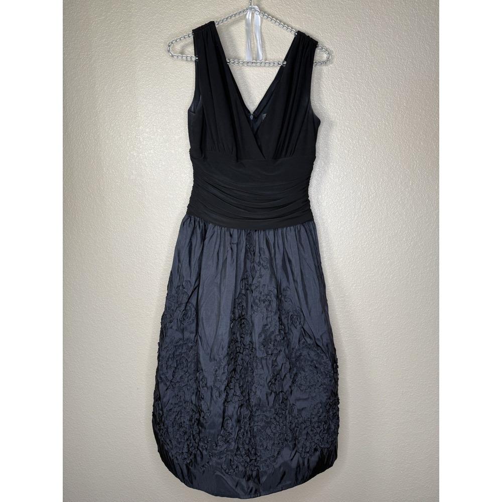 Jessica Howard Evenings Black Dress Sz 8 Floral Textured Skirt Ruched Waist